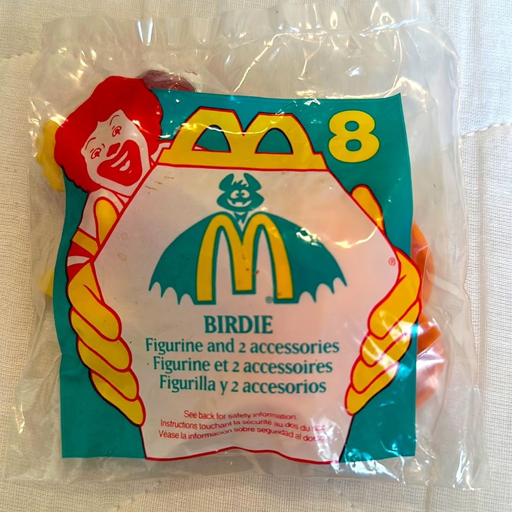 NWT❤️VINTAGE🎃BIRDIE WITH PUMPKIN COSTUME MCDONALD’S HAPPY MEAL TOY NUMBER 8